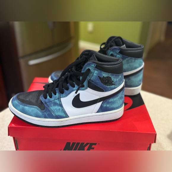 Jordan 1 Retro High Tie Dye OG - Picture 1 of 14